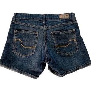Levi Strauss Signature Jean Shorts, size 6